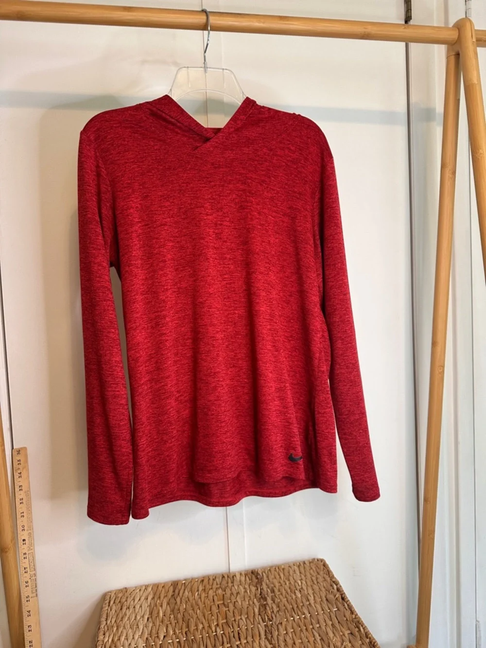 Nike Red Heathered Hooded Long Sleeve Top dry fit - Picture 3 of 10
